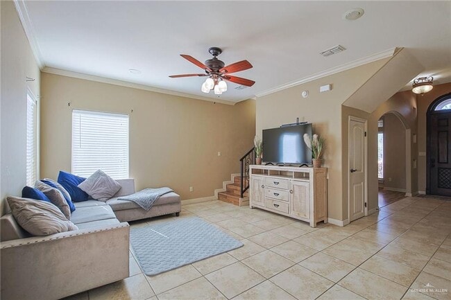 Building Photo - 30 S 48th Ln