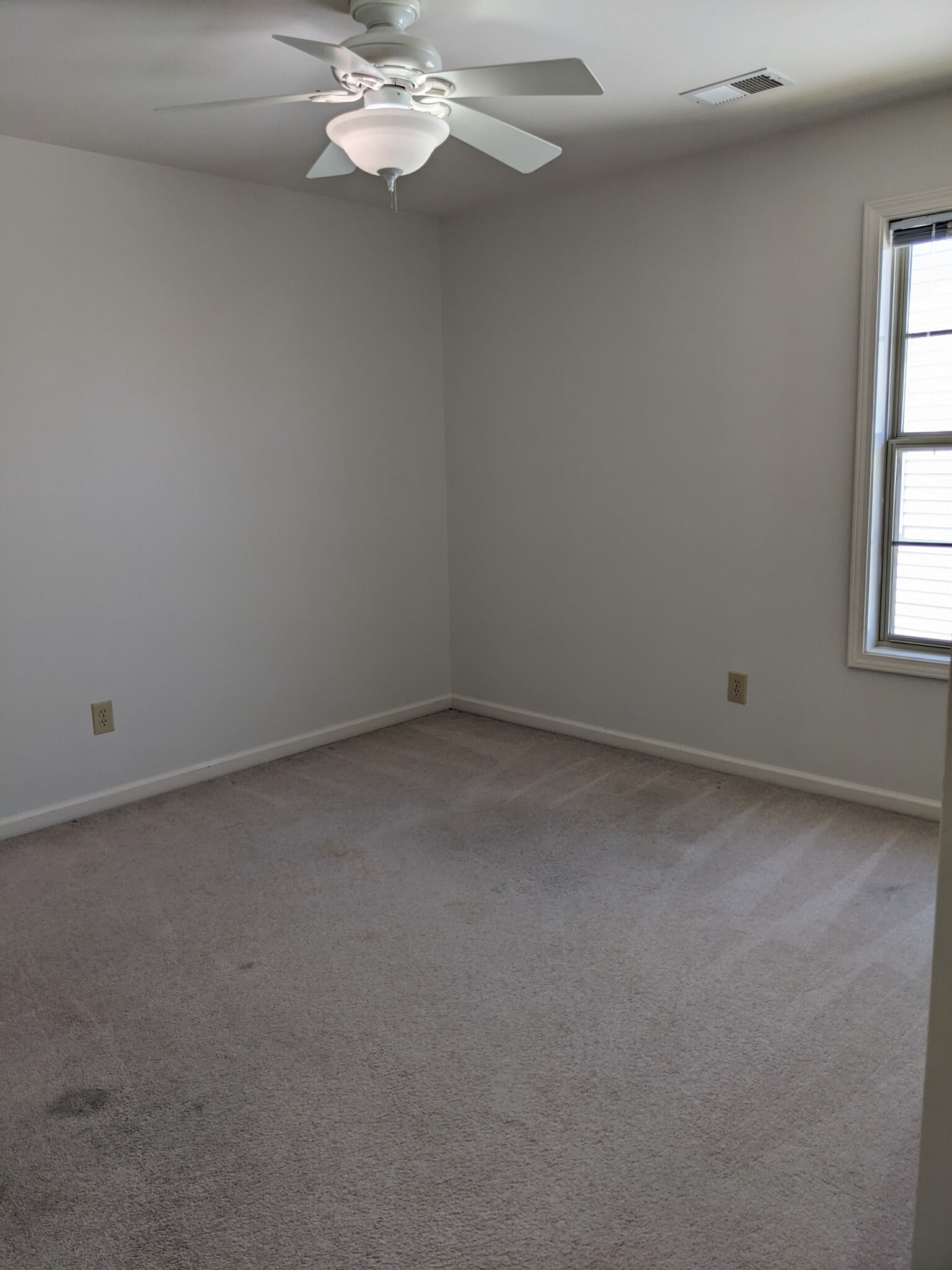 Bedroom - 628 Hadlow St