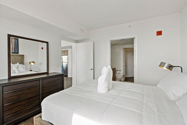 Building Photo - 1751 Pinnacle Dr