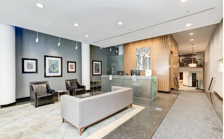 Building Photo - 912 F St NW Apt 901