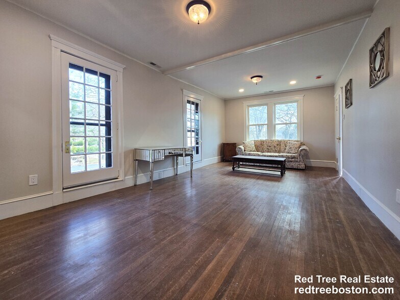 Building Photo - 1 Arborway