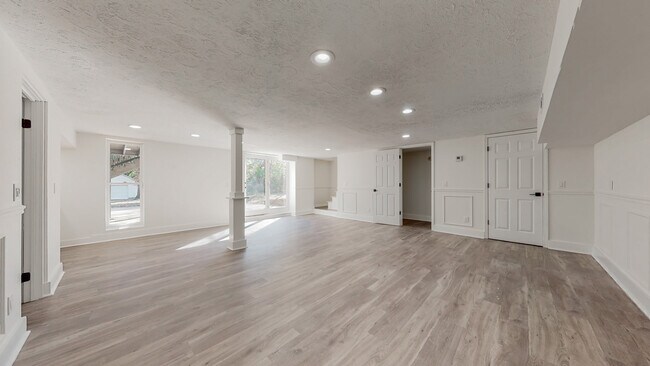 Building Photo - 4108 Edwards Ave