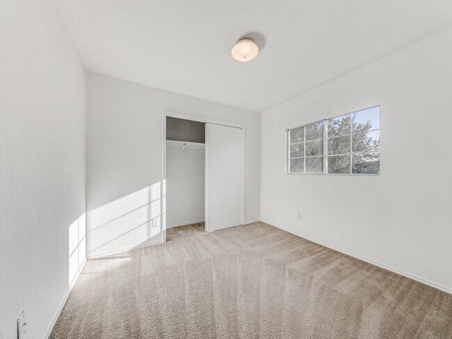 Building Photo - 7315 Booker Bay