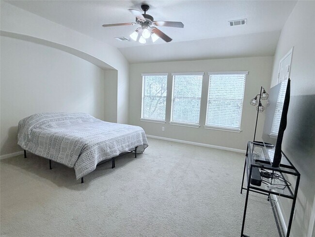 Building Photo - 7315 Eagle Hills