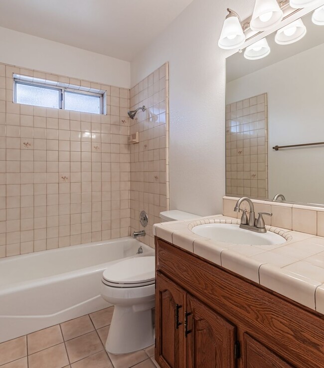 Building Photo - Charming & Updated: Your Perfect Retreat A...