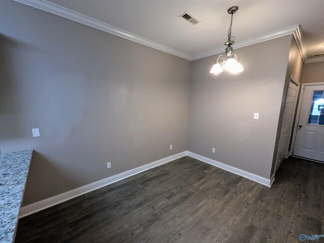Building Photo - 1224 Autumn Ln SW
