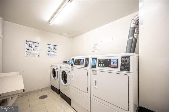 Building Photo - 4501 Arlington Blvd