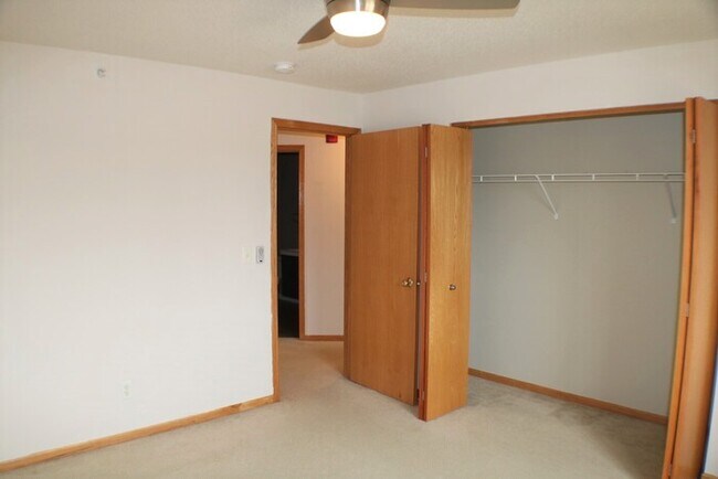 Building Photo - $1,125 | 2 Bedroom, 1 Bathroom Condo | No Pets | Available for an April 16th, 2026 Move In!*