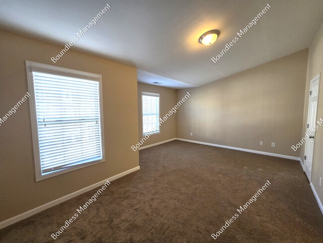 Building Photo - 1722 Coleville Oak Ln