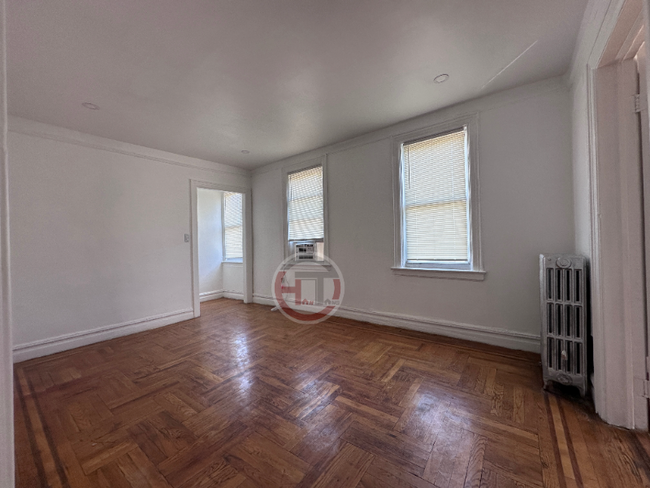 Building Photo - 1671 Radcliff Ave