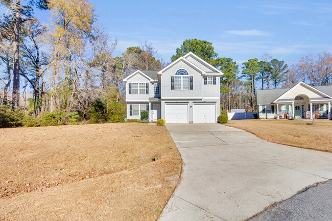 Building Photo - 109 Trinity Dr