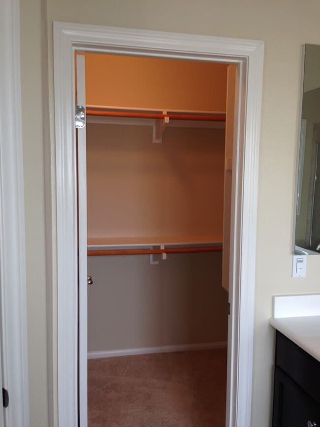 Building Photo - 10777 Canyon Grove Trail