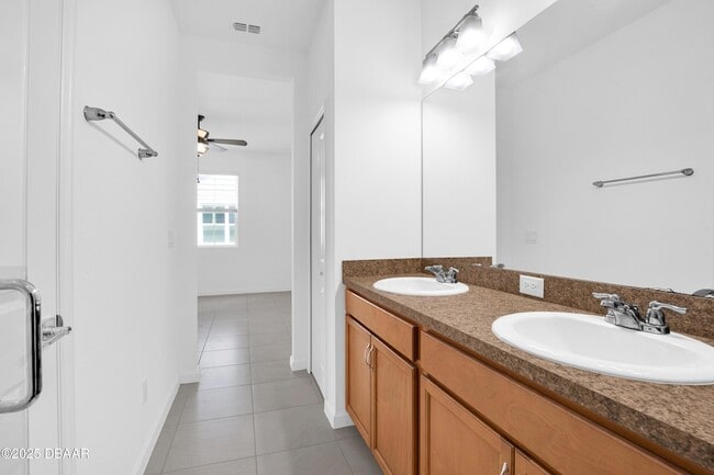 Building Photo - 512 Landshark Blvd