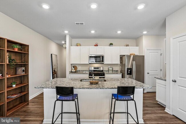 Building Photo - 671 Beadlilly Wy