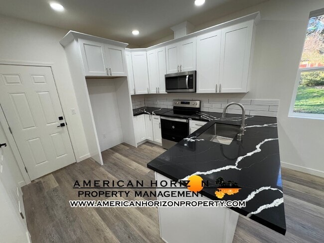 Building Photo - 8791 Sunset