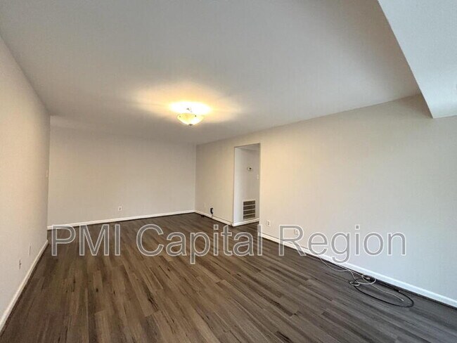 Building Photo - 5805 Edson Ln