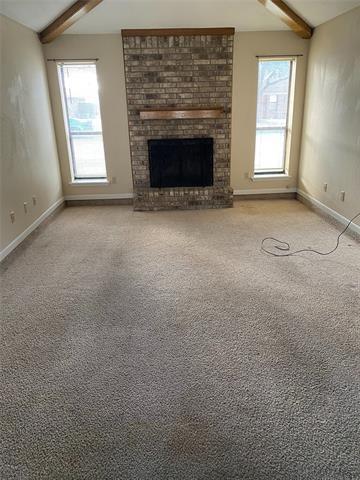 Building Photo - 6209 Live Oak Trail