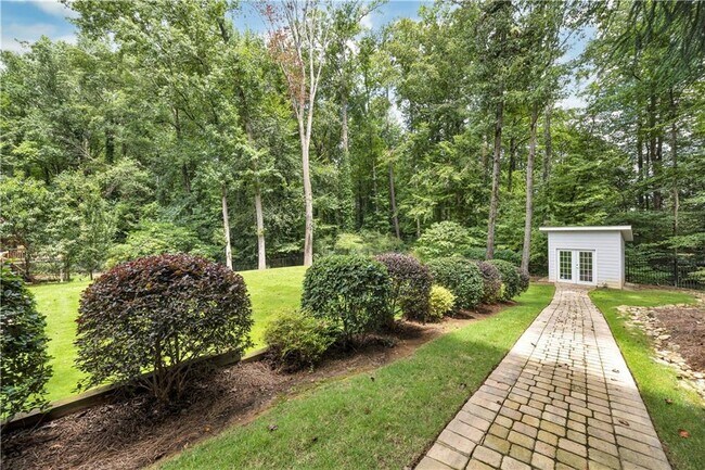 Building Photo - 225 Jayne Ellen Way