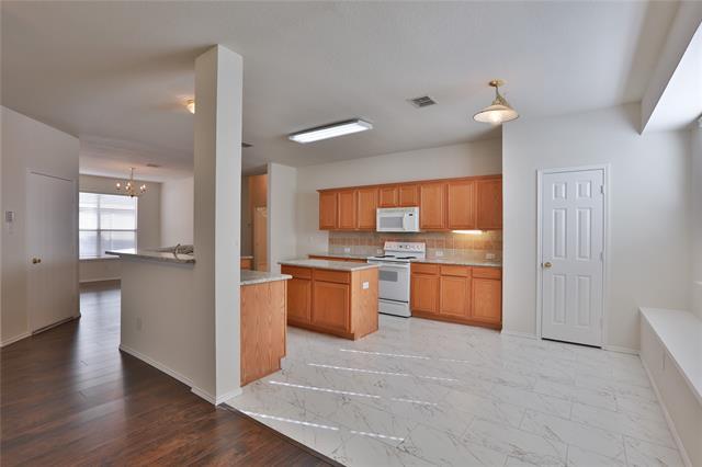 Building Photo - 6224 Dark Forest Dr