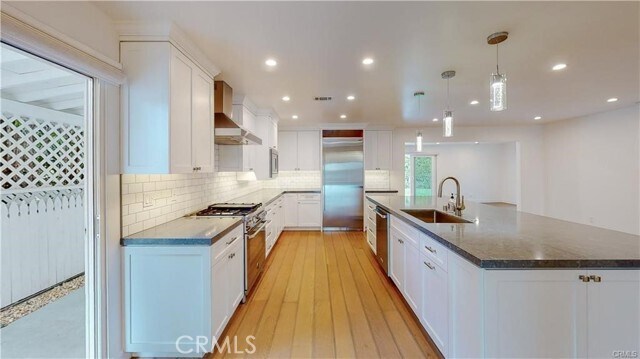 Building Photo - 3119 Mesa Verde Dr