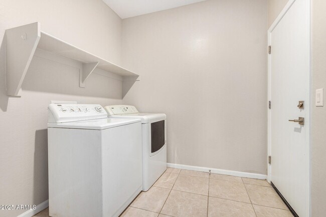 Building Photo - 17729 W Monte Lindo Ln