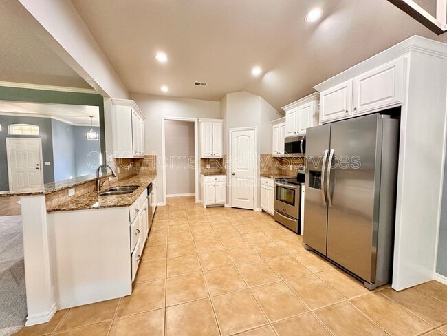 Building Photo - 14001 Korbyn Dr