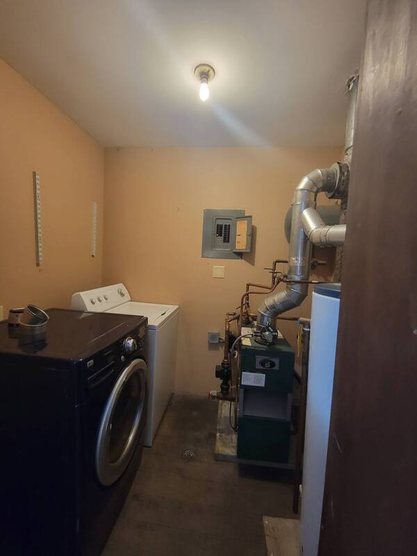 Building Photo - 310 Lawson Ave E