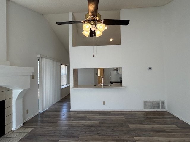 Building Photo - Heritage Park Updated 3 Bedroom **Zero Sec...