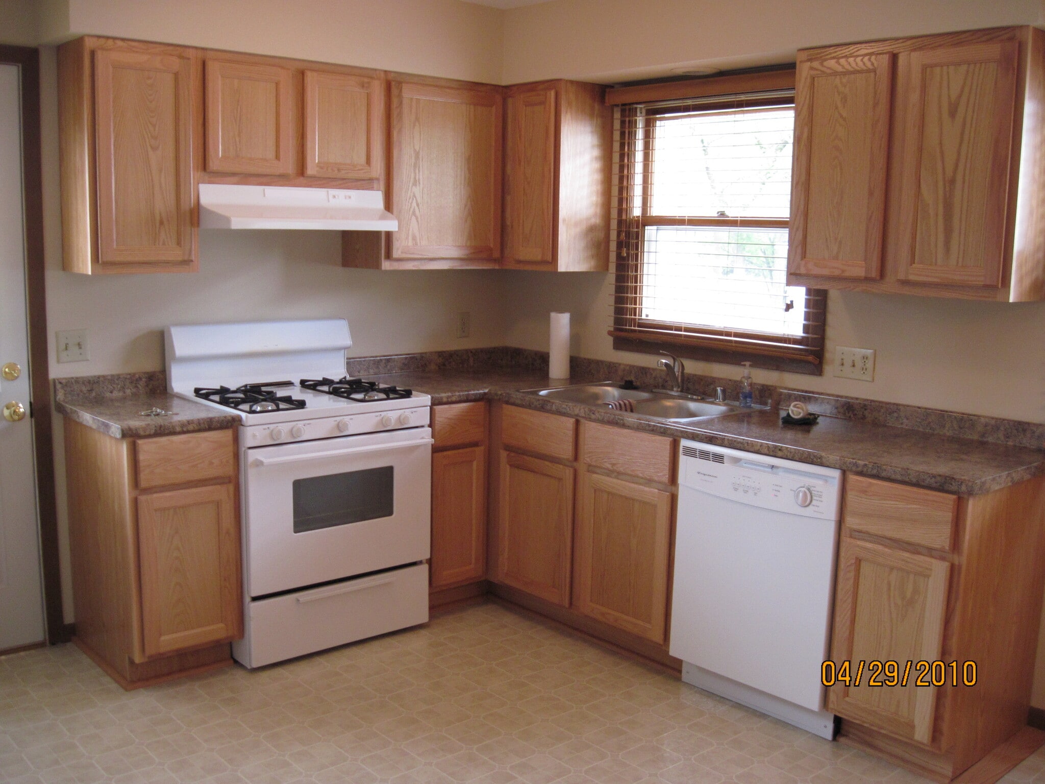 Building Photo - 123 Marcella St