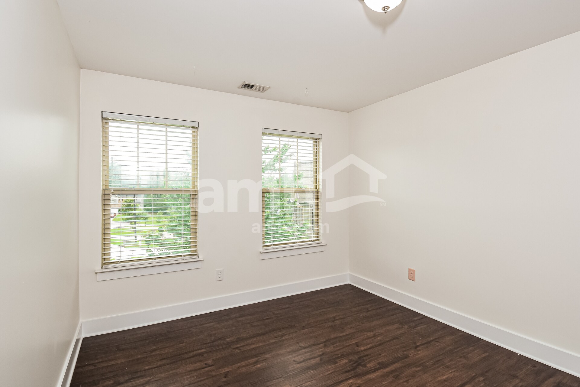 Building Photo - 3122 Arch Ct