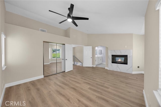 Building Photo - 5700 Torrey Pine Pl