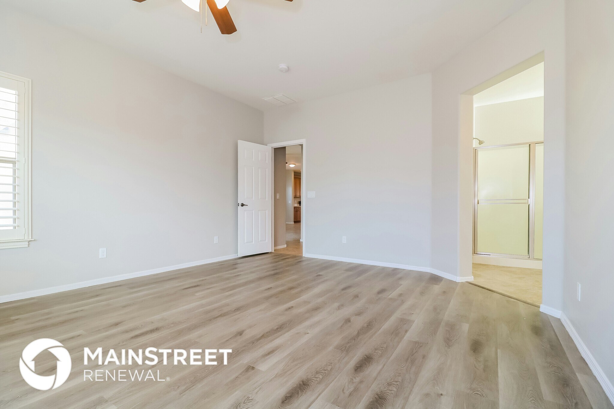 Building Photo - 11761 W Daley Ln