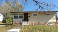 Building Photo - 3737 Cypress Ave