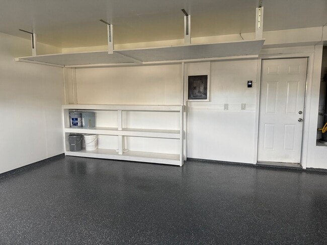 Building Photo - 245 Rambler Rose Ln