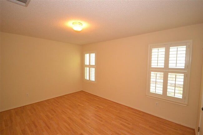 Building Photo - 2107 Bridal Path