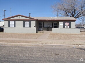 Building Photo - 4202-35