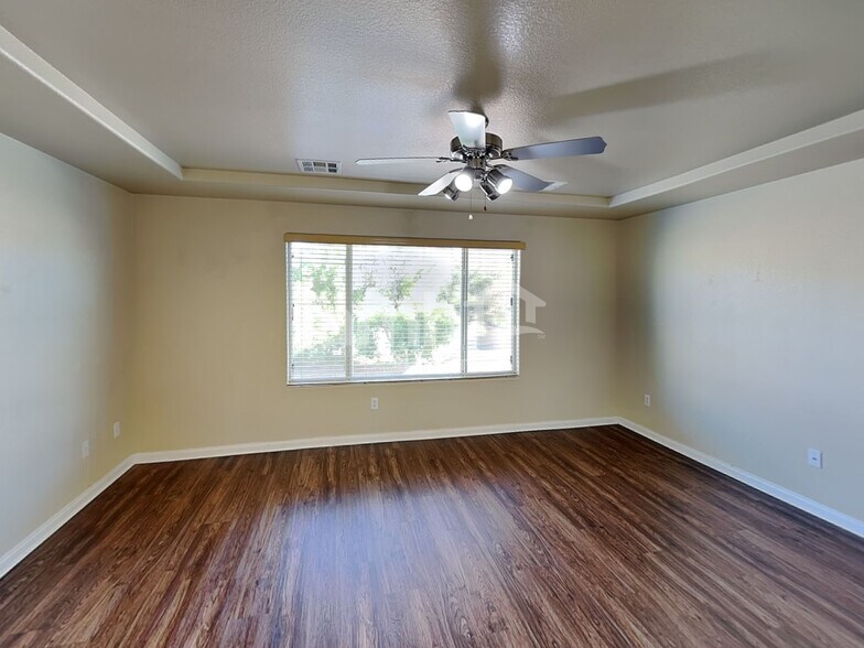 Building Photo - 8920 Bonneville Peak Ct