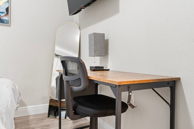 Building Photo - 4501 N 36th St