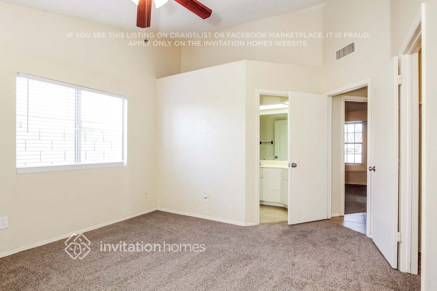 Building Photo - 3317 W Potter Dr