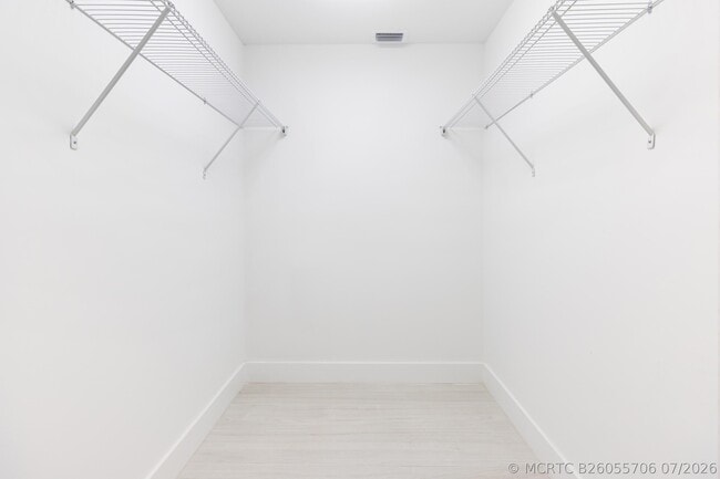 Building Photo - 7860 Stanway Pl
