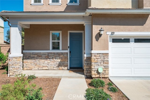 Building Photo - 1406 Girona Dr