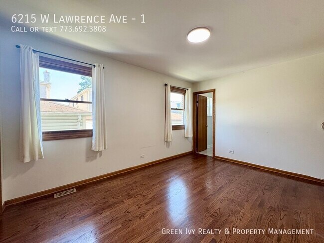 Building Photo - 6215 W Lawrence Ave