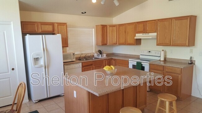 Building Photo - 3908 W Goodman Dr
