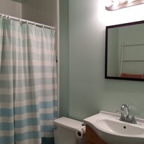 Building Photo - 503 Bay St