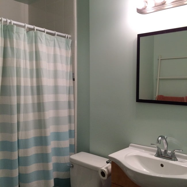 Building Photo - 503 Bay St