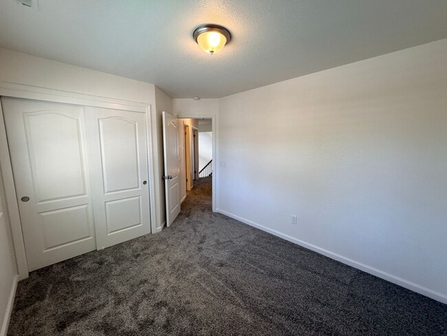 Building Photo - 1311 St Francis Dr