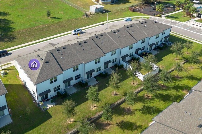 Building Photo - 740 Madison Dr