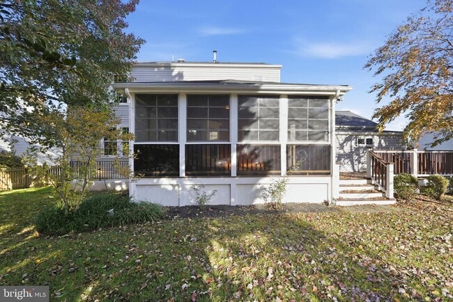 Building Photo - 20721 Sweetair Ct