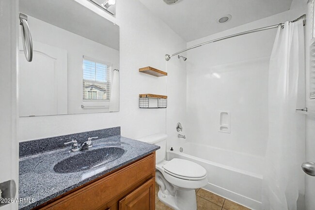 Building Photo - 2879 Claire Dr