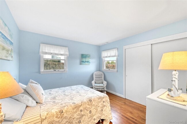 Building Photo - 170 Beach Ln